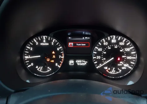 2015 Nissan Altima 2.5 Sv z USA, uszkodzony, nr VIN 1N4AL3AP7FC295328